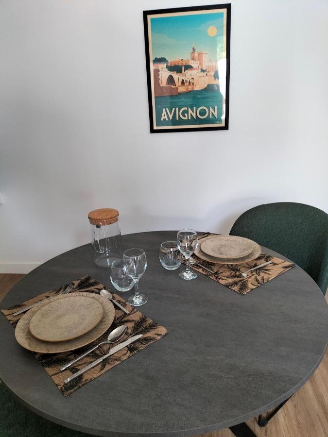 Studio Terrasse, Intra-Muros, Climatise Avec Wifi Avignon Extérieur photo